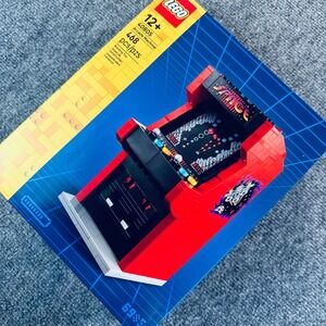 LEGO Arcade Machine Building Set 40805 Retro Gaming Cabinet 468 PCS 12+ 1990s